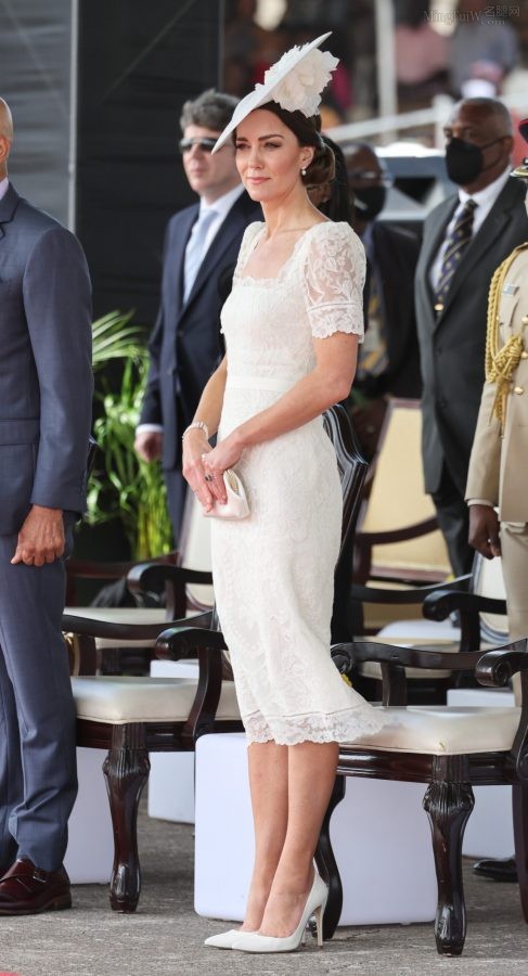 凯特王妃Kate Middleton美腿穿白色细高跟出席活动（第9张/共9张）