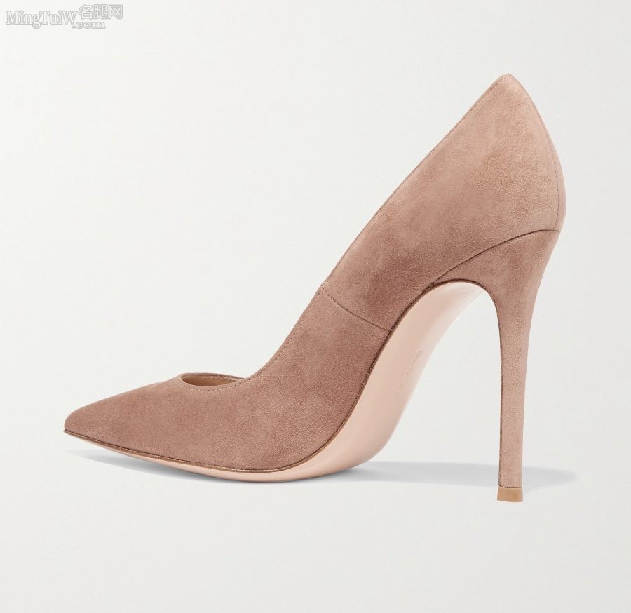Kate Middleton脚踩Gianvito Rossi绒面细高跟鞋外出(3/4)