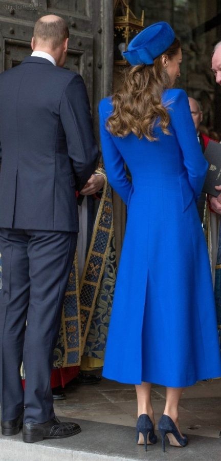 英国王妃Kate Middleton脚踩细高跟外出气质优雅（第4张/共4张）