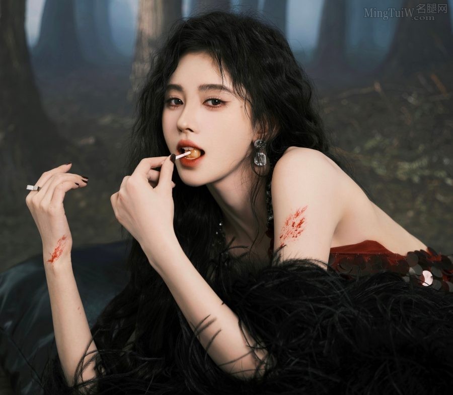 Ju Jingyi, who loves lollipops, has such a beautiful face(5/9)