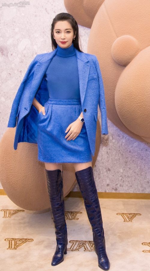 李冰冰腿穿过膝皮靴展示御姐成熟韵味(5/8)