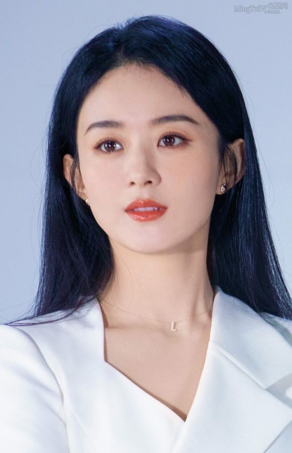 赵丽颖美腿笔直白色西服短裙太优雅了(3/3)