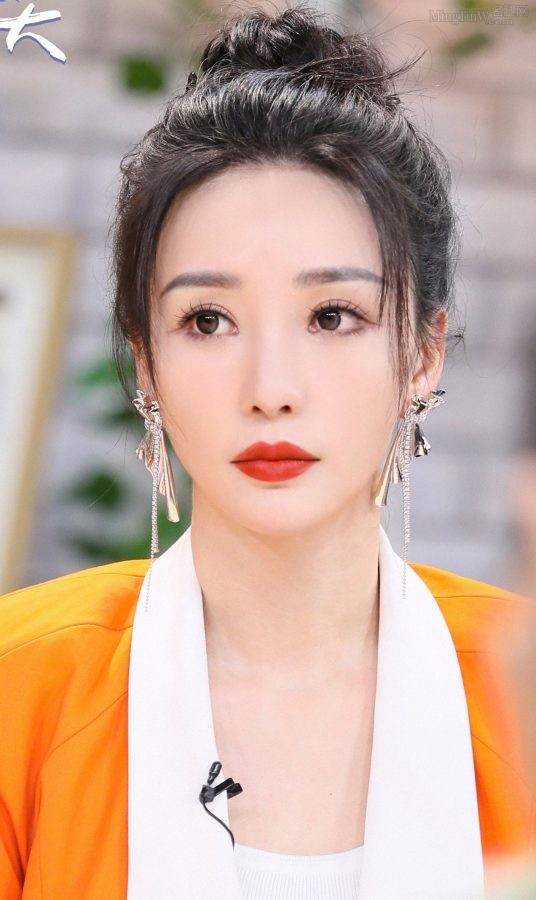 《相遇的夏天》节目录制柳岩美腿细长(3/4)