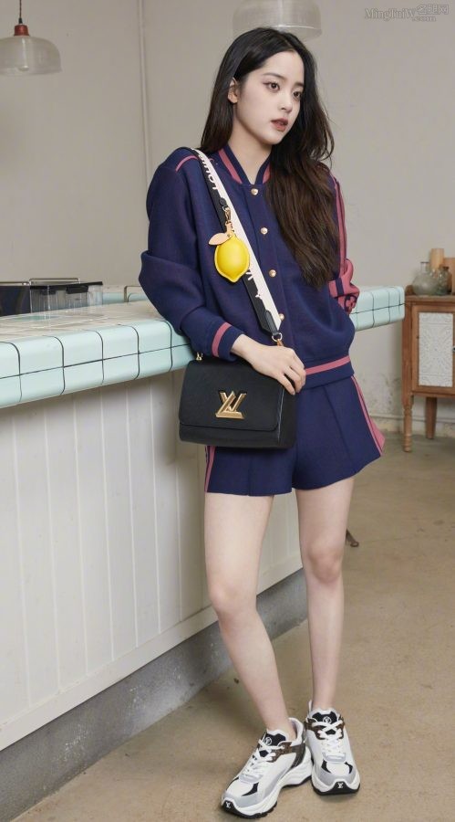 有一种少女腿叫欧阳娜娜的腿(1/2)