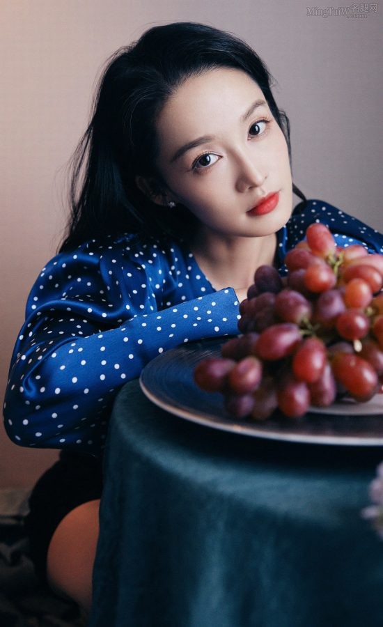 李沁美腿玉足精致肯定是被上帝吻过(3/4)