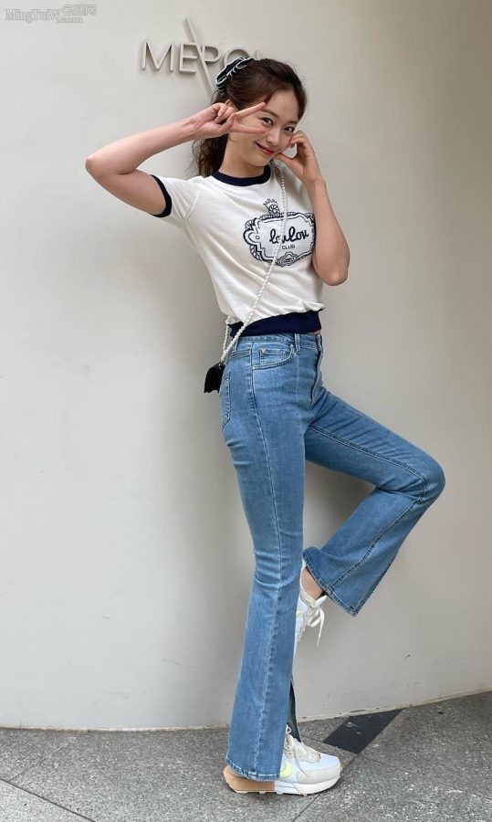 韩国女演员全昭旻美腿穿紧身牛仔裤（第3张/共3张）