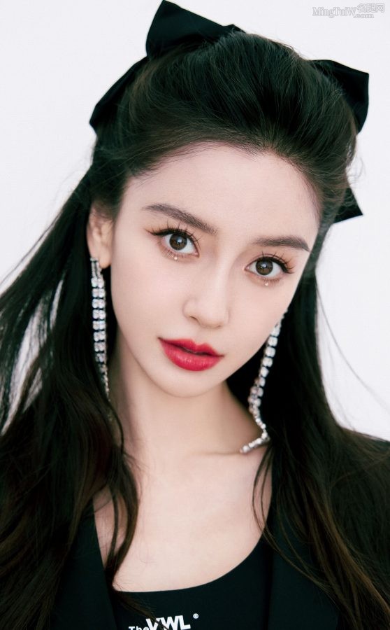 Angelababy杨颖超清脸部媚眼加迷人红嘴唇(7/11)