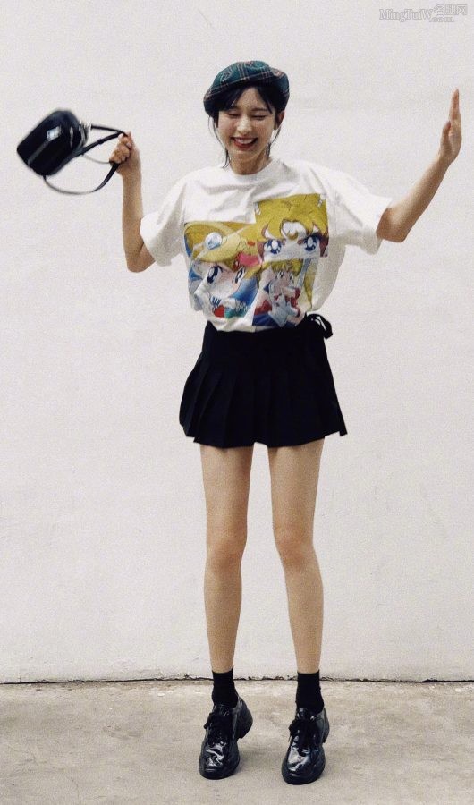 美少女战士张俪修长笔直的美腿(1/6)