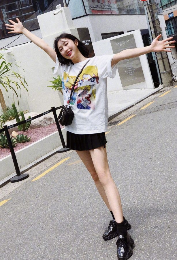美少女战士张俪修长笔直的美腿(4/6)