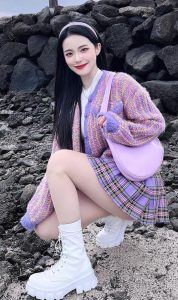 韩国啦啦队美女李多惠肉丝包裹玉腿