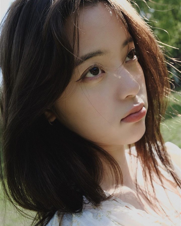 甜美少女欧阳娜娜可爱的短棉袜小脚(5/5)