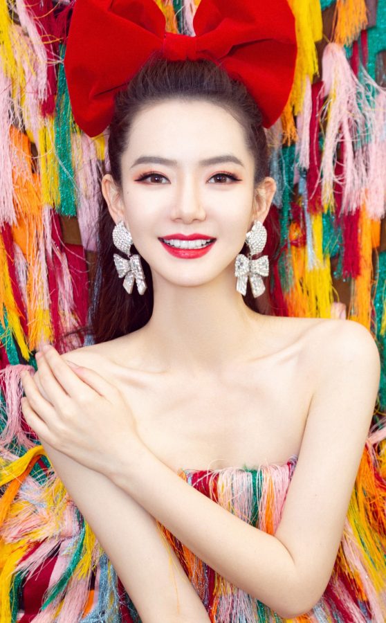 《Beauty小姐》节目现场戚薇脱鞋泡脚(5/7)
