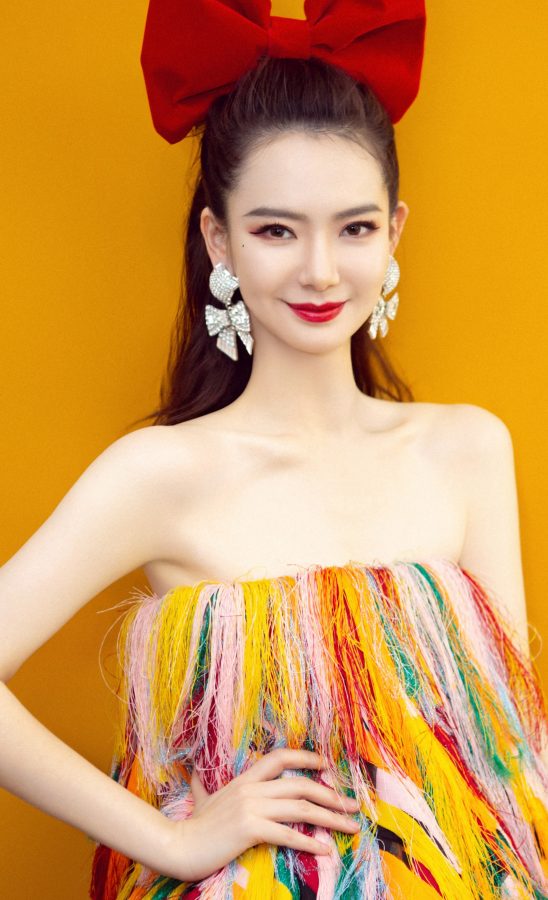 《Beauty小姐》节目现场戚薇脱鞋泡脚(7/7)