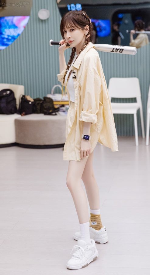 浪姐们排练王心凌少女玉腿领衔(4/5)