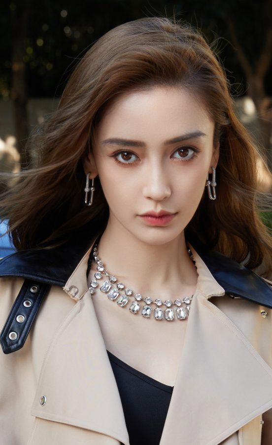 豪车+美女组合杨颖Angelababy美腿长皮靴代言奥迪A7L(3/11)