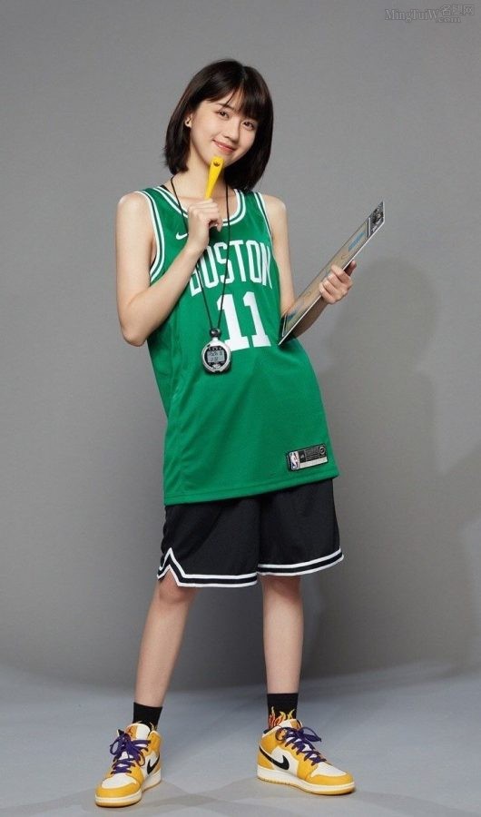 活力篮球美少女李凯馨细腿穿运动鞋（第6张/共6张）