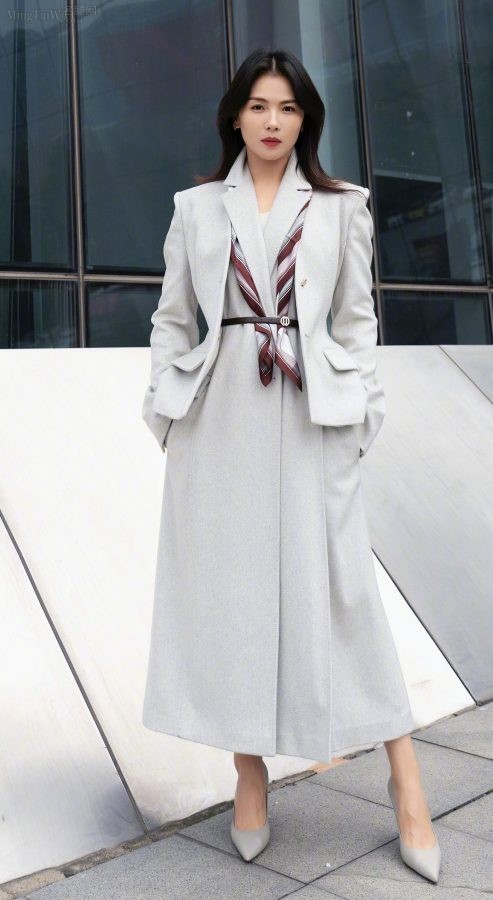 美刘涛都市时髦女性着装高跟美足背(5/7)