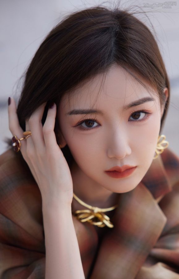 小姐姐毛晓彤美腿细长白皙简直逆天(10/11)