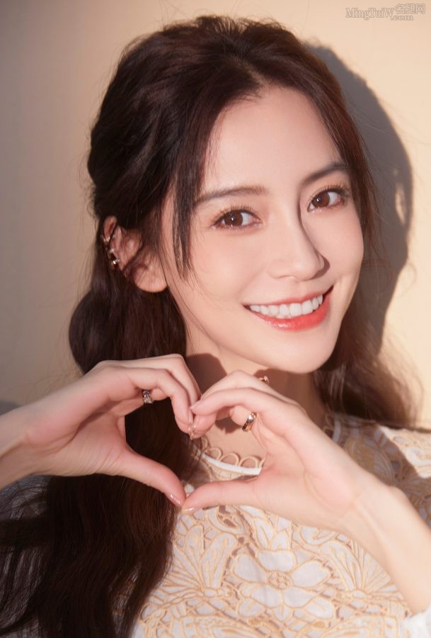 Beautiful star Yang Ying's princess dress with white short boots makes your heart beat(7/12)