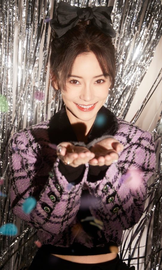 杨颖Angelababy细腿短靴蝴蝶结少女感满满(5/7)