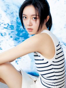 赵今麦高清写真，迷人美腿惹人心动