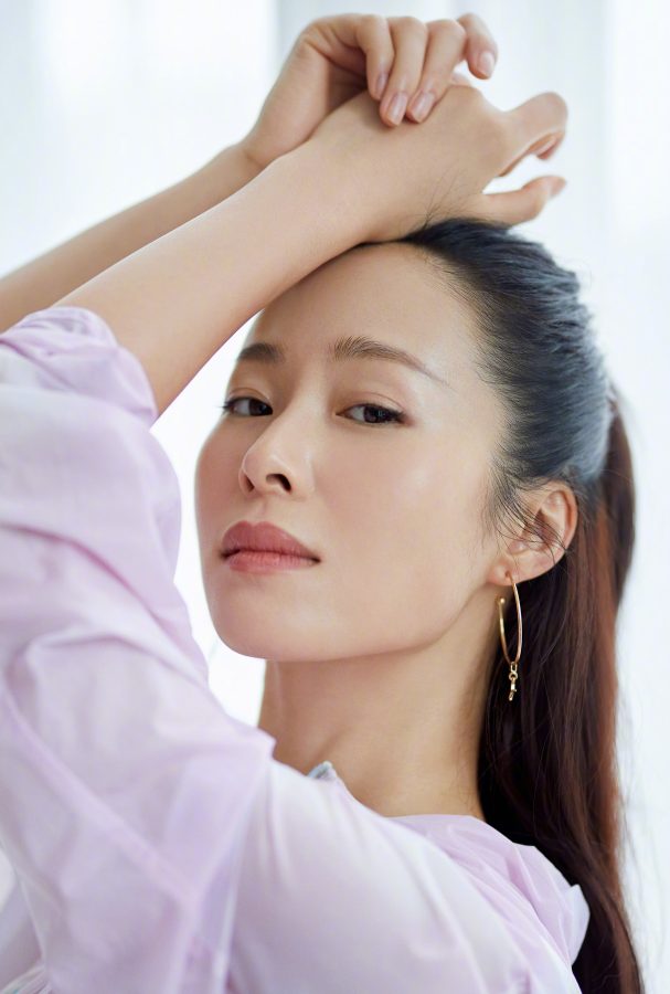新书推介会江一燕展露超美的一双腿(9/9)