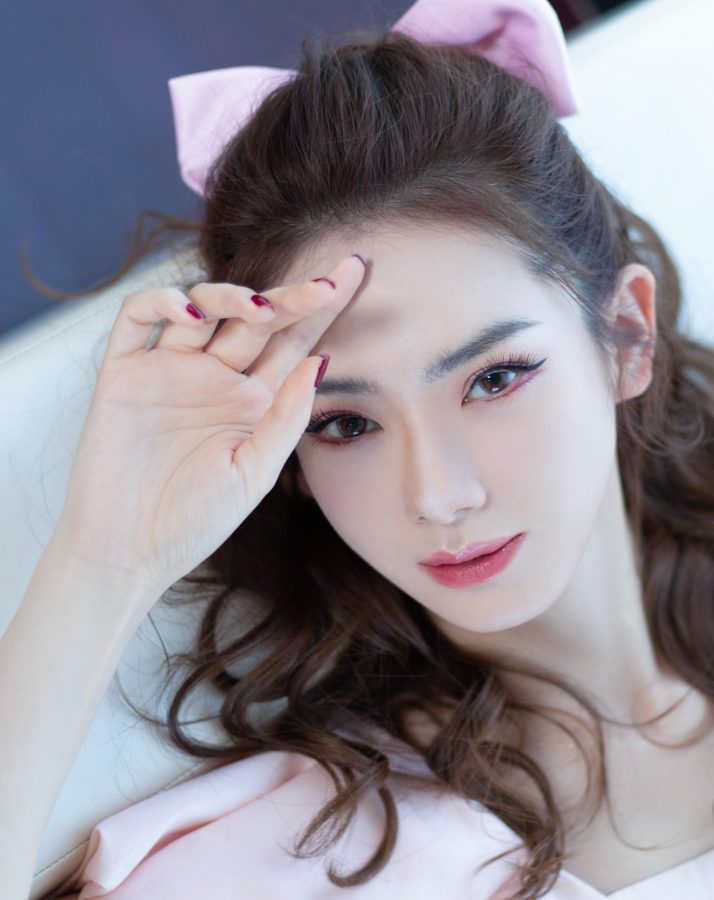 粉色美仙女戚薇光滑匀称的长腿(6/6)