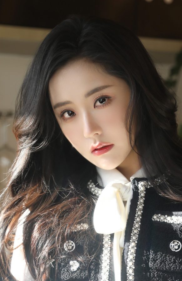 嘉兴传媒的美女王艺瑾第二张好像杨幂(4/7)