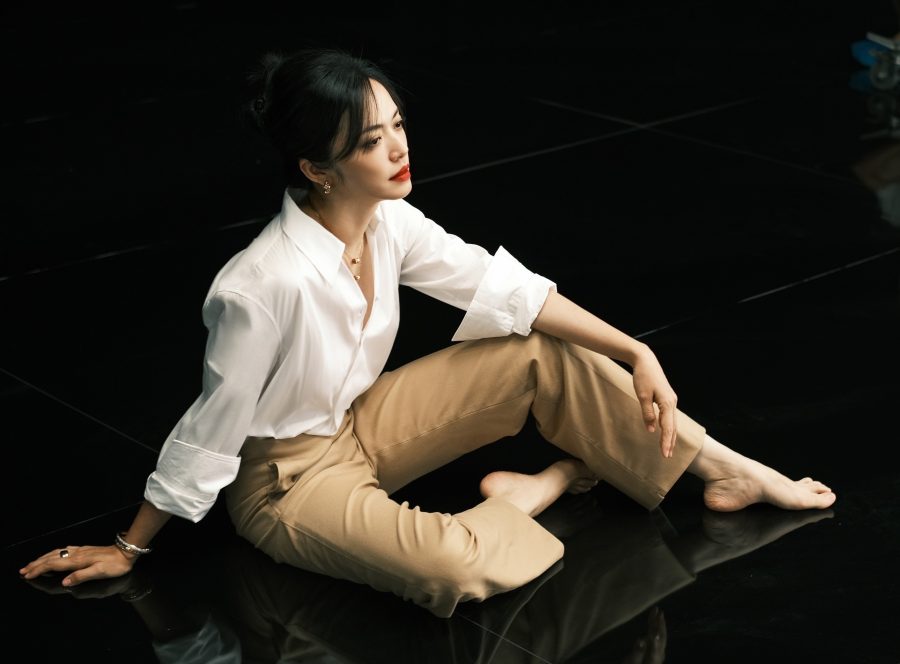 女明星姚晨精品白皙美足写真(1/3)