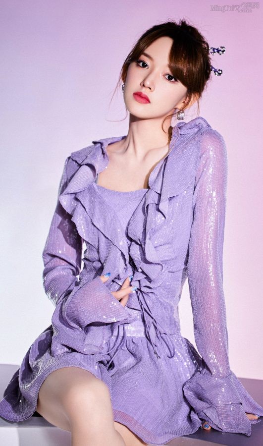 紫色系美少女程潇玉腿美足细高跟写真(3/6)