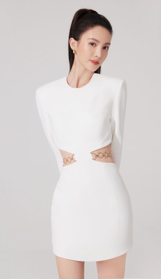 Jin Chen has a refreshing style with a high ponytail, straight long legs and pointed high heels(4/9)