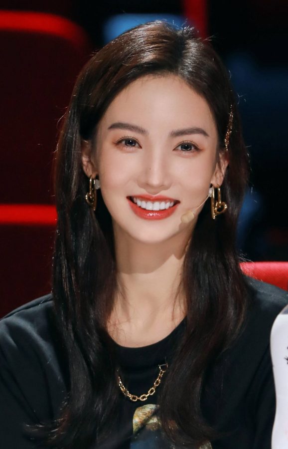 《舞蹈生》导师金晨笔直的美腿(3/3)