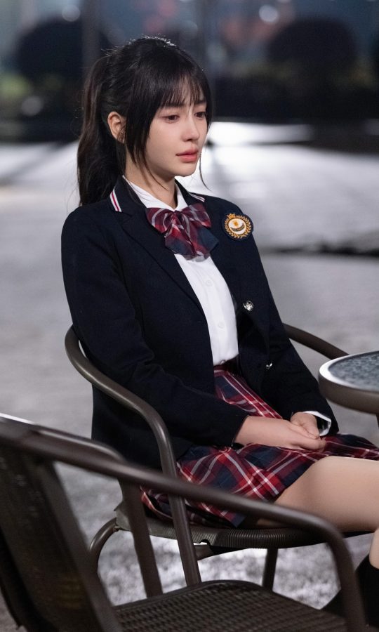《暮色心约》杨颖Angelababy穿上校服变身学生妹(3/6)