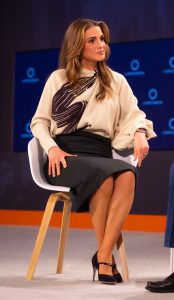 Queen Rania丝袜高跟亮相康考迪亚年度峰会