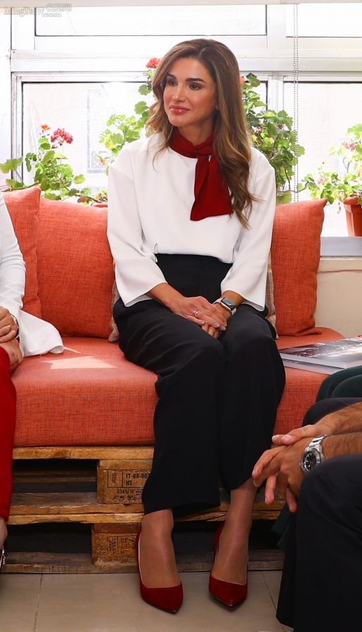 约旦王后Queen Rania红高根鞋内的肉丝脚（第2张/共4张）