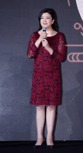 《封神三部曲》女制片人杜扬出席电影宣传活动