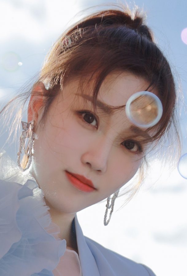 《蒙面舞王》节目主持人张纯烨白皙的美腿(4/4)