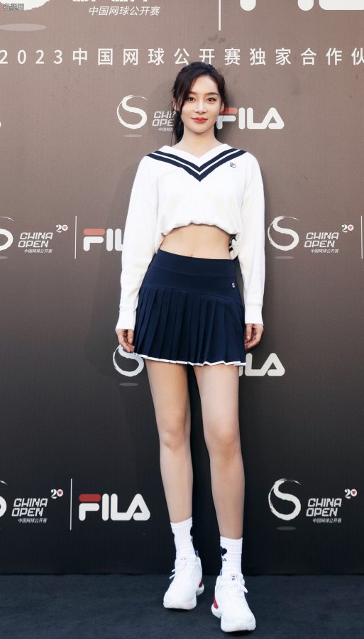 网球少女袁姗姗穿超短裙露大腿活力亮相(10/10)