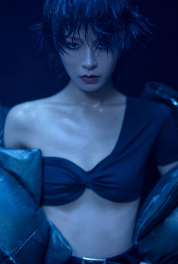 文咏珊神秘感写真秀大腿(3/4)