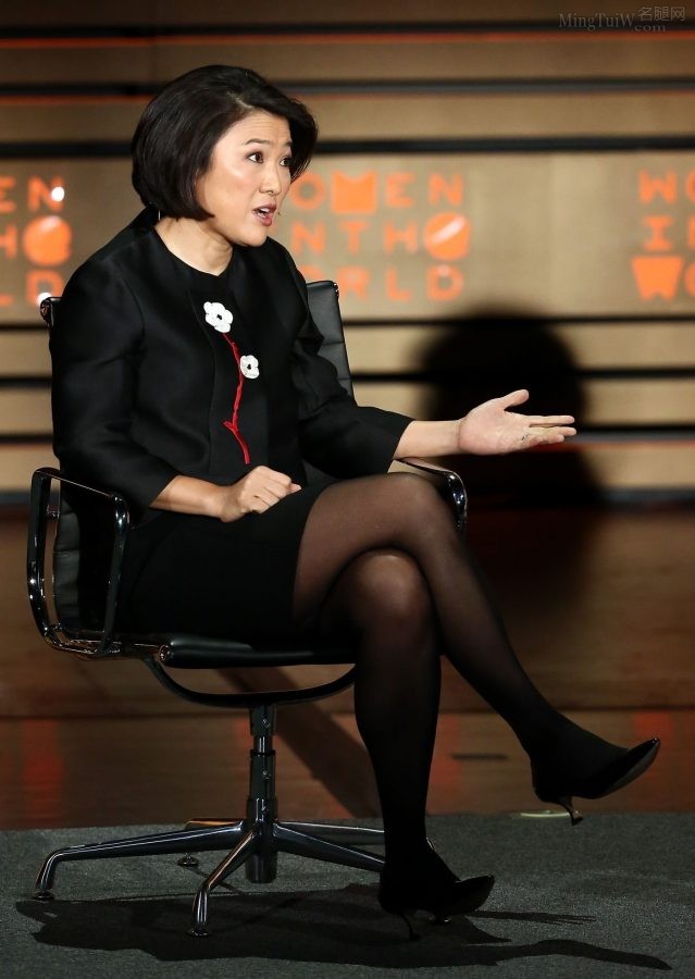 世界女性峰会上张欣对话记者Maria Bartiromo(4/7)