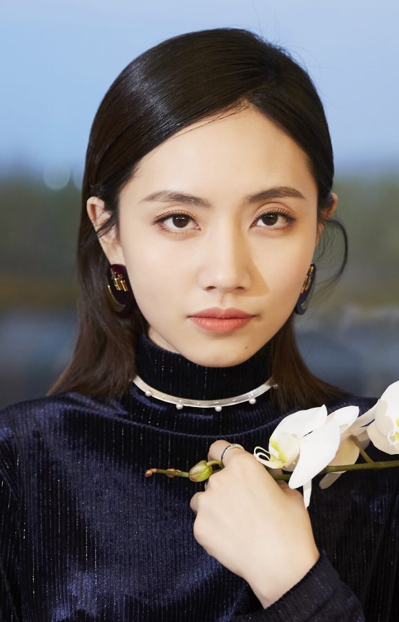 女歌手刘惜君优秀的美腿(3/3)