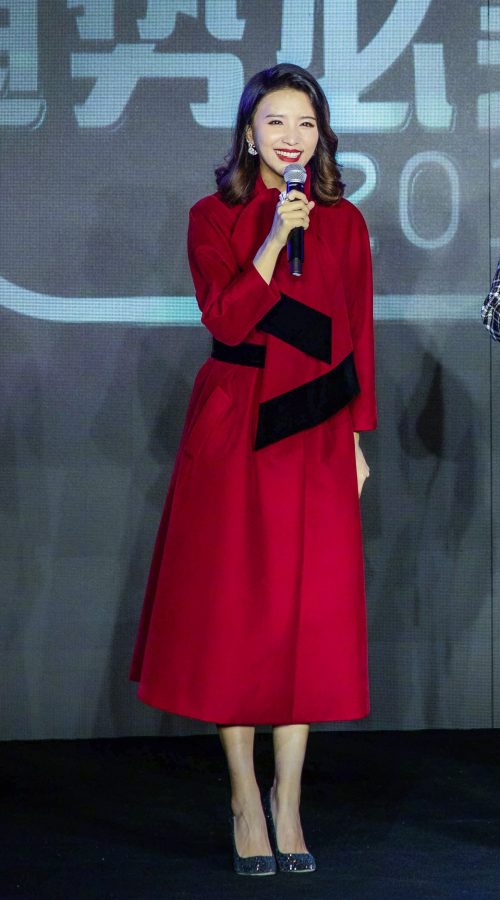 张杨果而红裙美腿高跟优雅美照(3/3)
