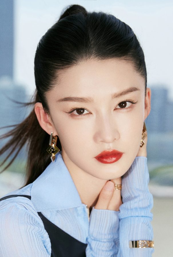 又美又飒的御姐李沁美腿洁白细滑(3/3)