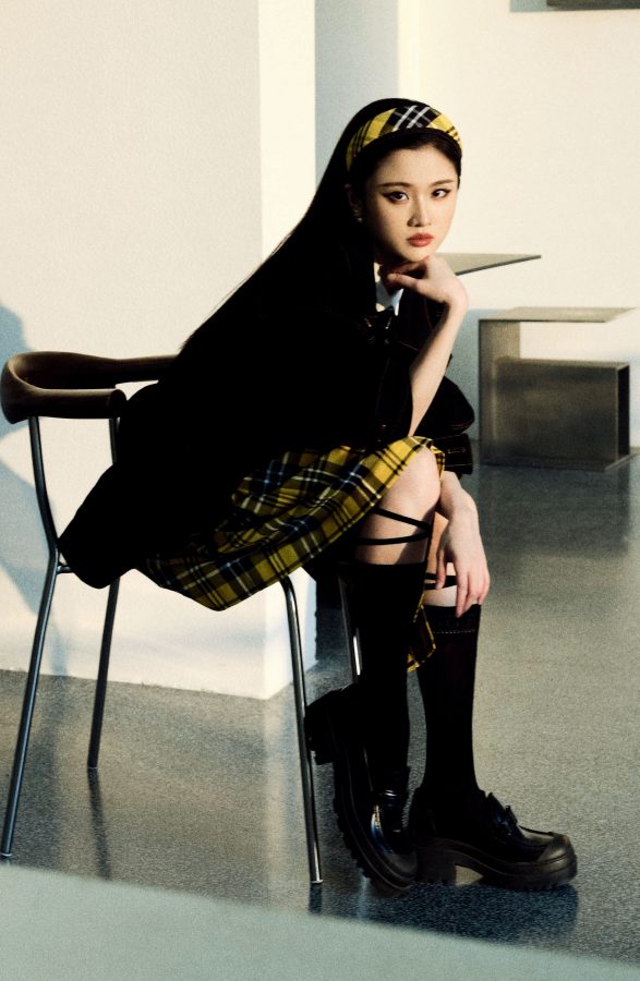 张慧雯和袁冰妍姐妹杂志美腿秀(6/7)