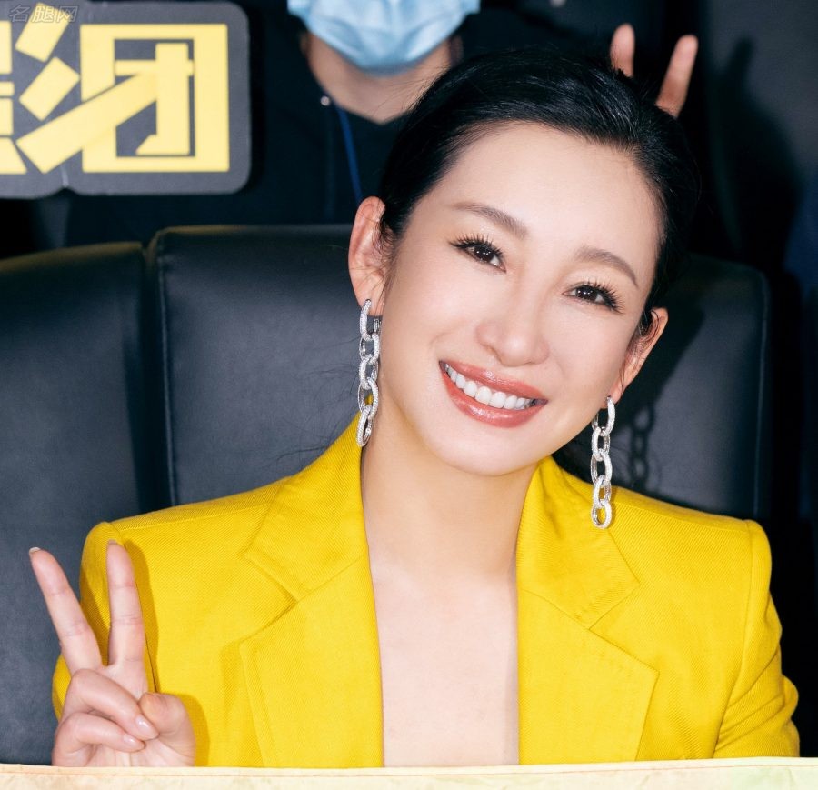45岁女演员秦海璐参加宣传活动2（第7张/共7张）
