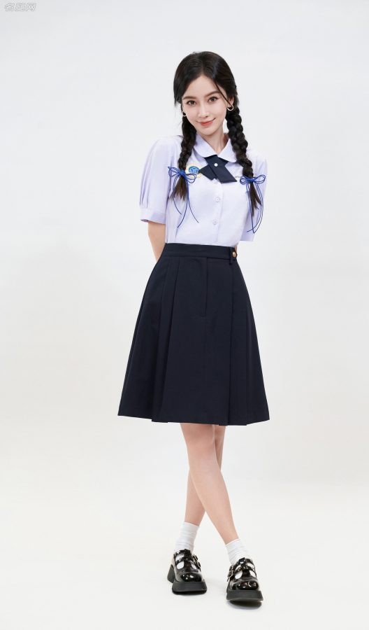 《奔跑吧》你的双马尾学妹Angelababy双马尾校服清纯来袭(1/7)