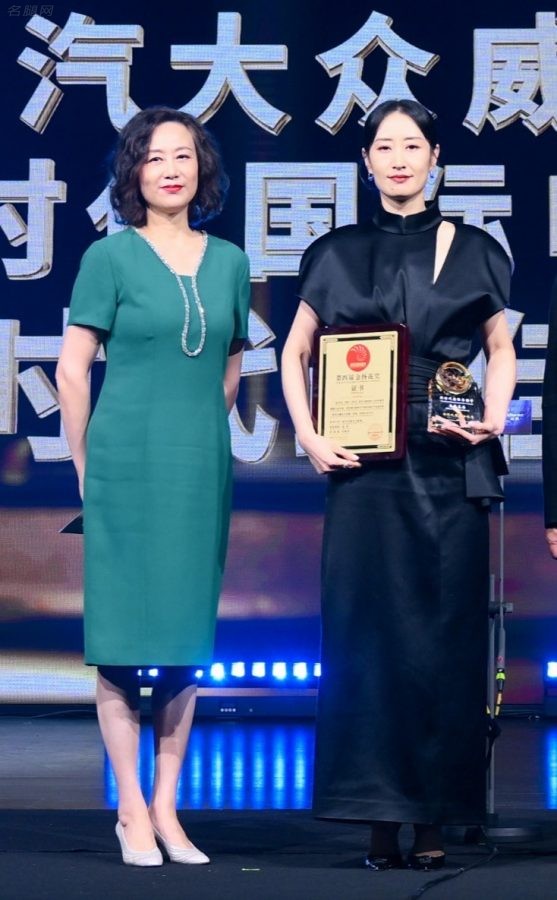 新时代国际电影节女演员吴玉芳和刘敏涛同台(2/8)