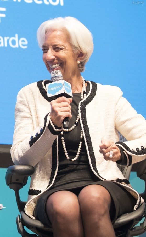 IMF总裁克里斯蒂娜·拉加德腿穿黑丝讨论互联网议题（第3张/共3张）