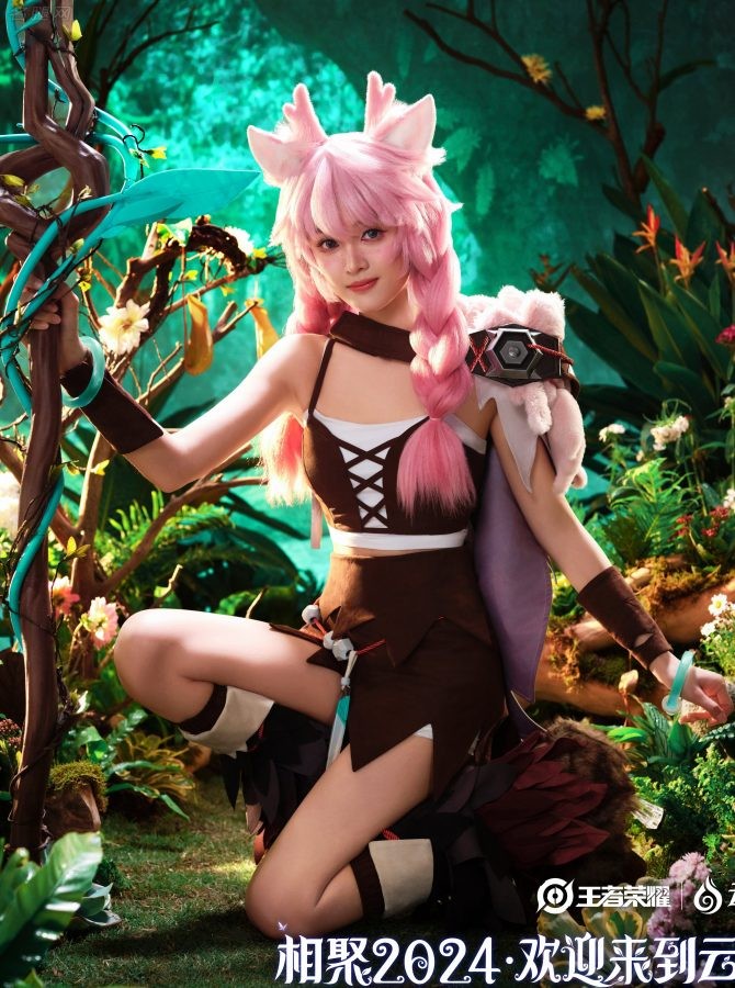 吴宣仪《王者荣耀》瑶Cosplay现身虎牙直播，森林女孩大秀纤细大腿(6/8)