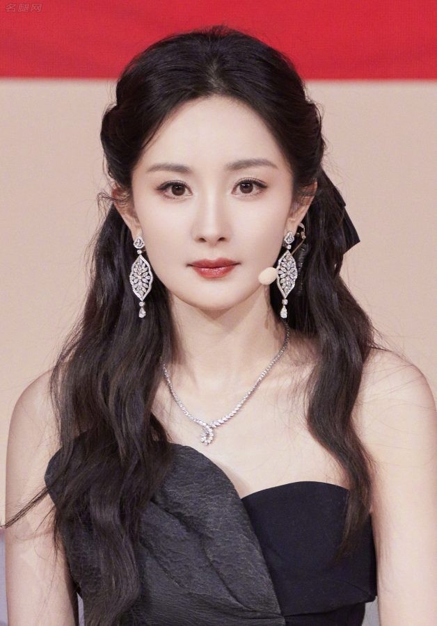 美神降临杨幂开衩裙玉腿给你好看(11/11)